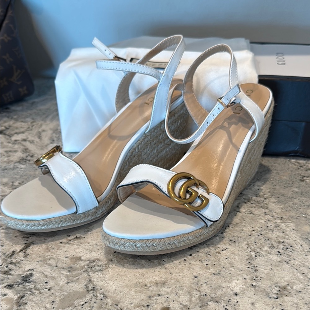 Gucci White espadrille Wedge Sandals with gold GG Logo 38